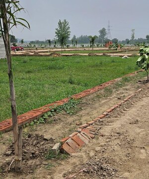  Plot For Sale in Malyana