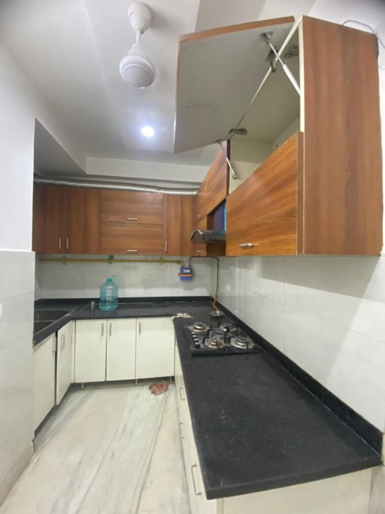 Kitchen, malviya nagar 2 Bedroom 100 Sq.Yd. Builder Floor In Malviya Nagar Delhi 10459887