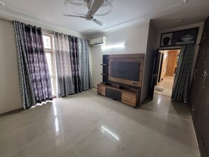 Living Room in 3 BHK Apartment at BPTP Discovery Park, Sector 80 – for Rent