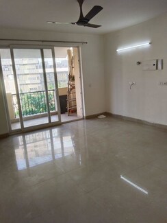 3 BHK + Pooja Room,Servant Room Apartment For Sale in Emaar Emerald Floors Premier