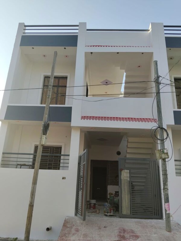 Exterior View, gomti nagar 2 Bedroom 820 Sq.Ft. Independent House In Gomti Nagar Lucknow 10459895