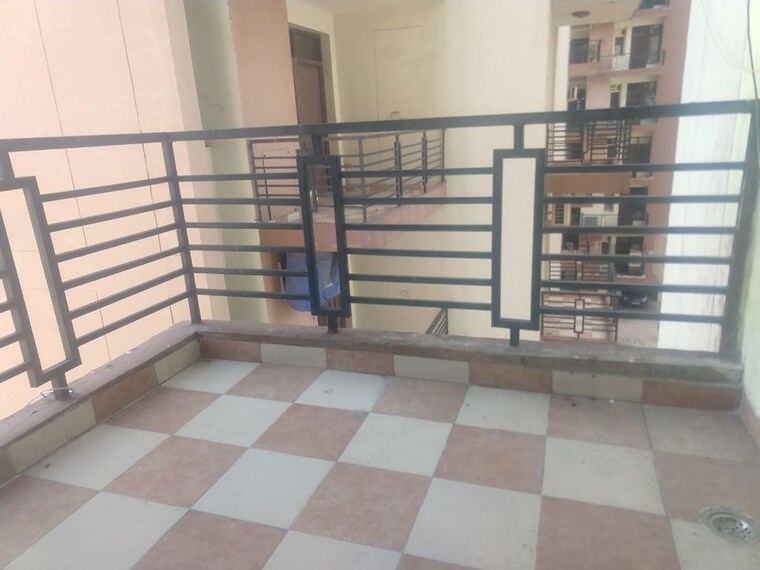 Balcony, maya-garden-avenue 3 Bedroom 1439 Sq.Ft. Apartment In Patiala Road Zirakpur 10459878