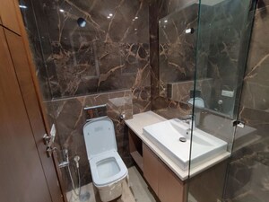 Team Area in 4 BHK Builder Floor at Saket – for Rent