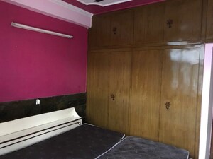1 BHK Independent House For Rent in Sector 30