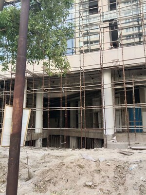  Shop For Sale in GYGY Fiveo, Sector 50