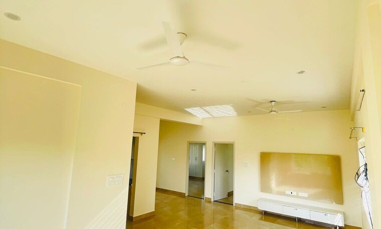 Room, byrathi 6+ Bedroom 5400 Sq.Ft. Independent House In Byrathi Bangalore 10459929