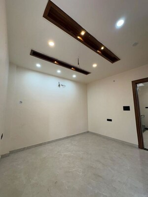 Room in 3 BHK Villa at Arsha Madhav Greens, Gomti Nagar – for Sale