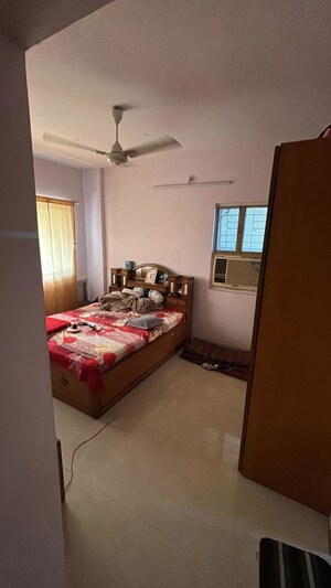 Bedroom in 2 BHK Apartment at Anand CHS Andheri East, Andheri East – for Rent