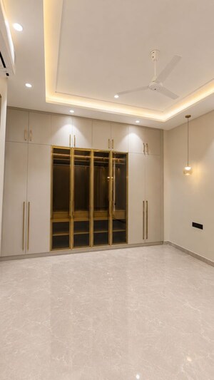 Bedroom in 3 BHK Builder Floor at Sushant Lok I – for Rent
