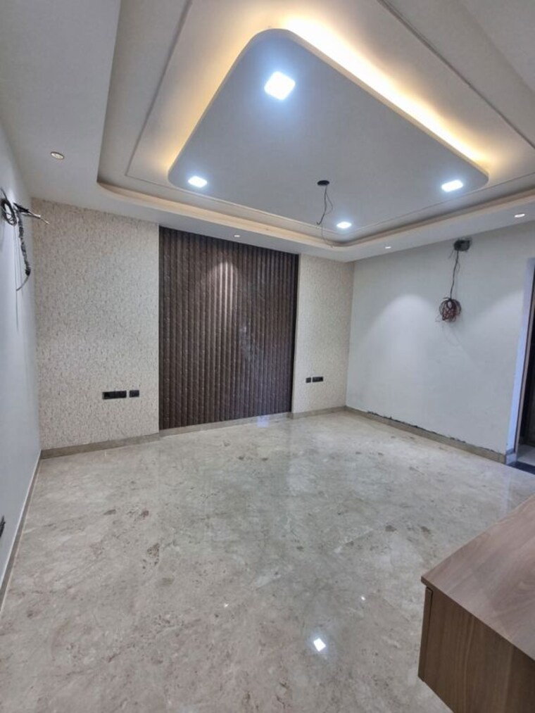 Room, green fields colony 5 Bedroom 5000 Sq.Ft. Builder Floor In Green Fields Colony Faridabad 10459952