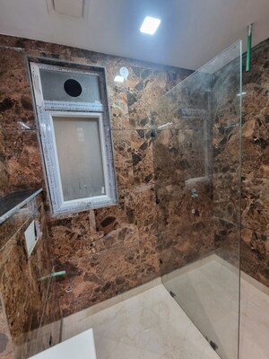 Balcony in 5 BHK Builder Floor at Green Fields Colony – for Sale