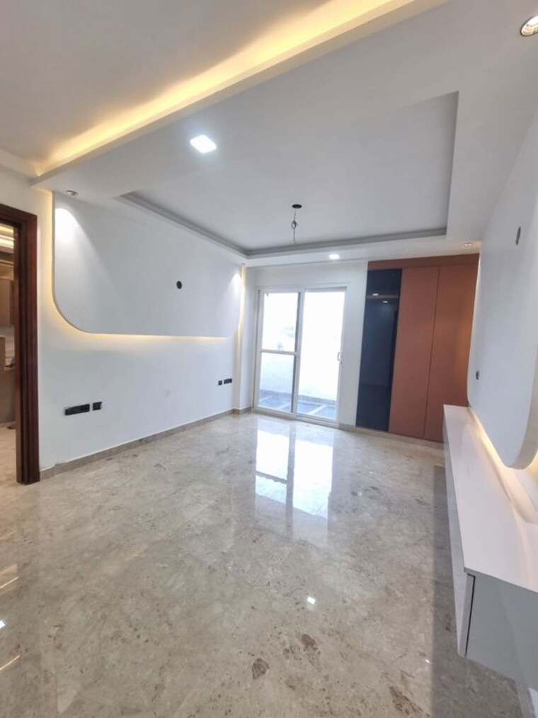 Kitchen, green fields colony 5 Bedroom 5000 Sq.Ft. Builder Floor In Green Fields Colony Faridabad 10459952