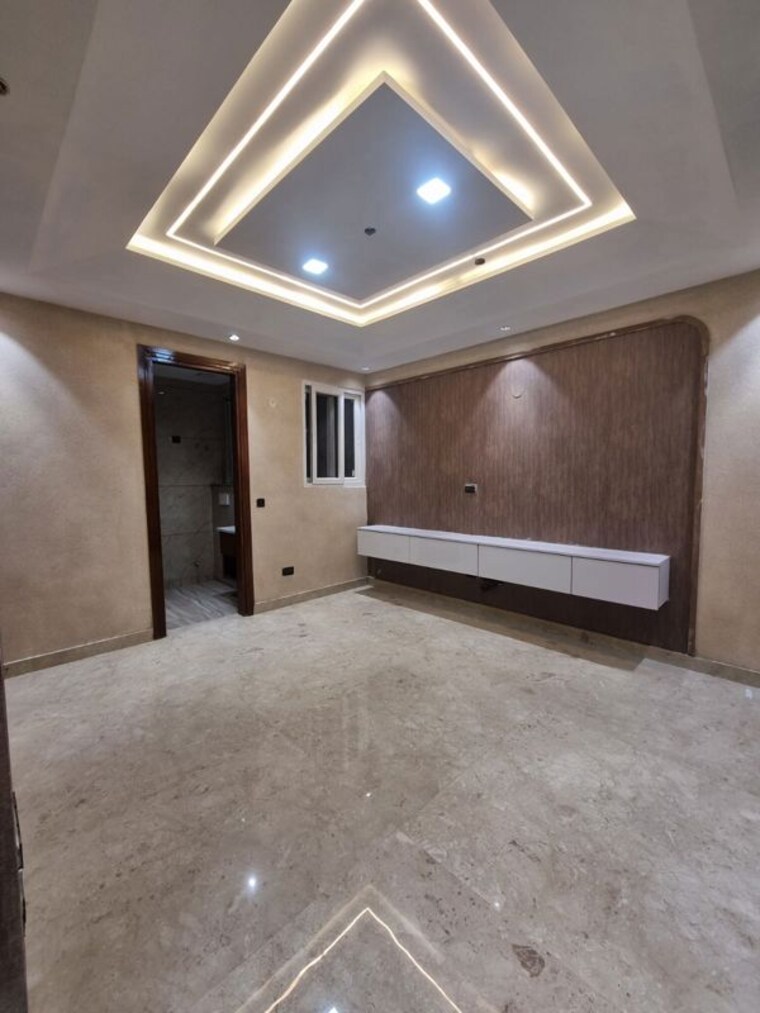 Room, green fields colony 5 Bedroom 5000 Sq.Ft. Builder Floor In Green Fields Colony Faridabad 10459952