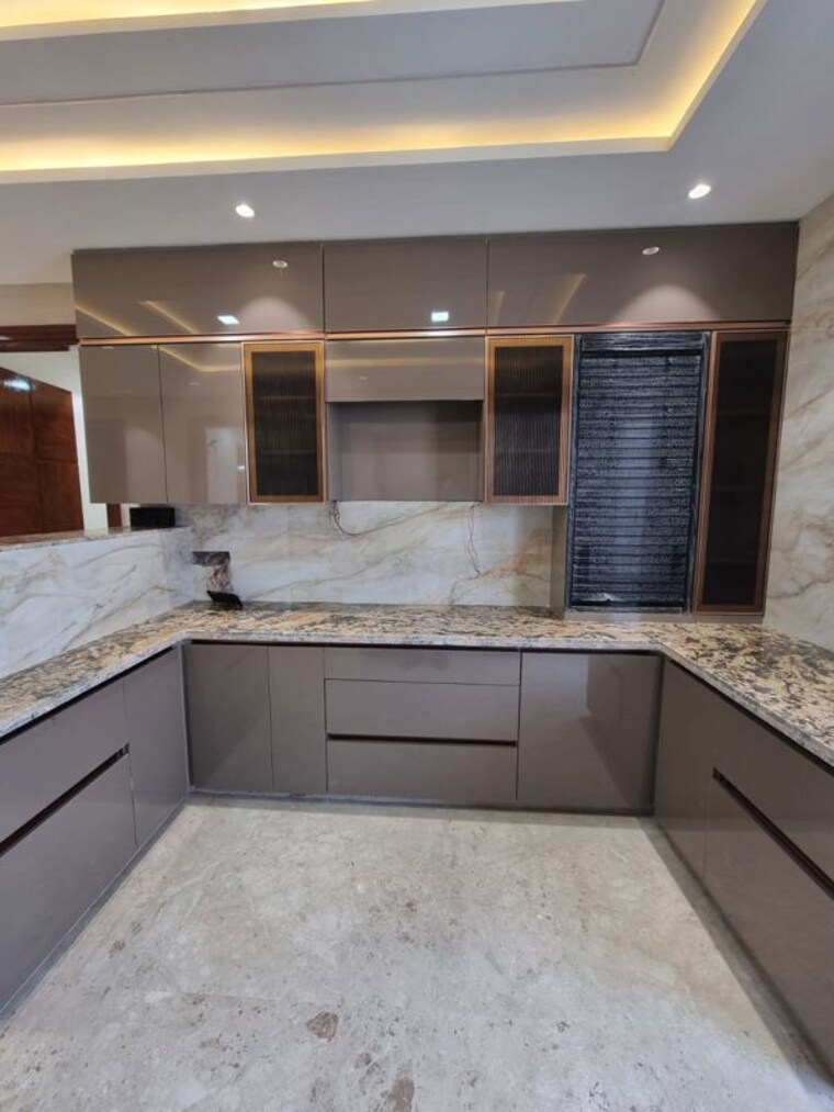 Kitchen, green fields colony 5 Bedroom 5000 Sq.Ft. Builder Floor In Green Fields Colony Faridabad 10459952