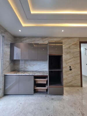 Living Room in 5 BHK Builder Floor at Green Fields Colony – for Sale