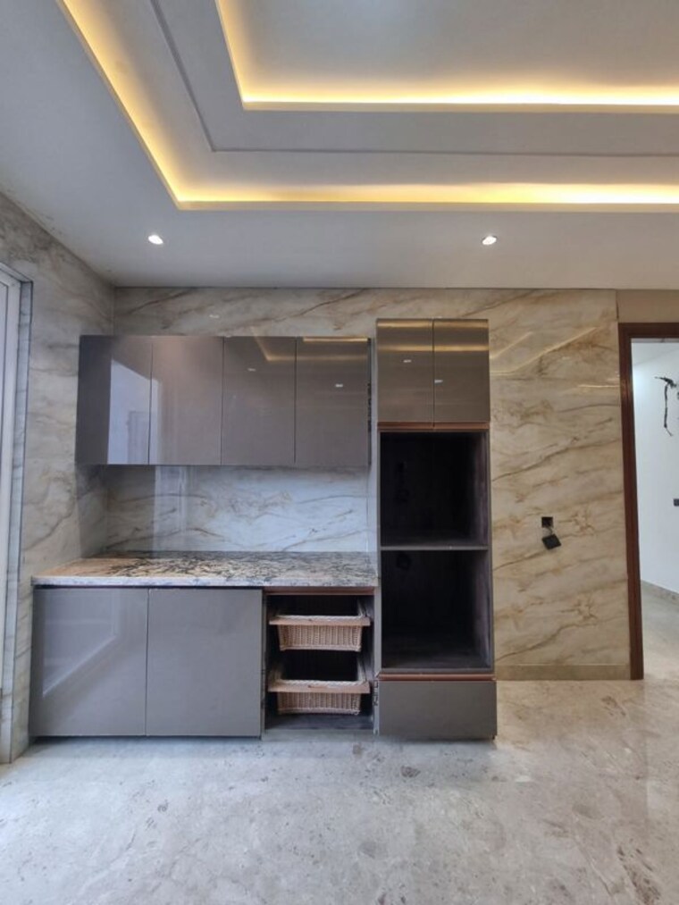 Living Room, green fields colony 5 Bedroom 5000 Sq.Ft. Builder Floor In Green Fields Colony Faridabad 10459952