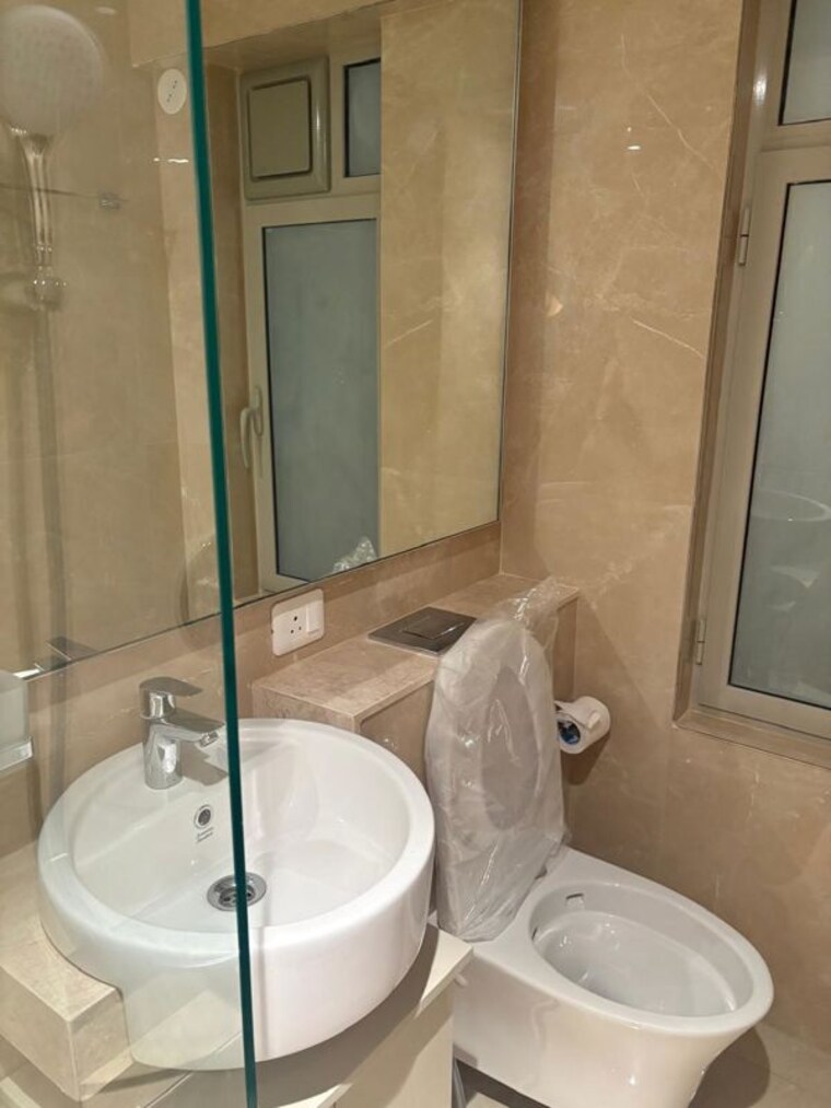 Bathroom, hiranandani-gardens 2 Bedroom 1080 Sq.Ft. Apartment In Powai Mumbai 10459989