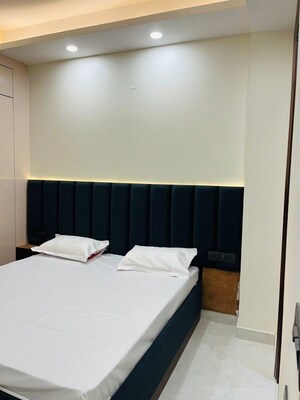 Bedroom in 2 BHK Builder Floor at Royal Homez, Sector 43 – for Rent