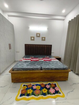 Bedroom in 2 BHK Builder Floor at Sector 51 – for Rent