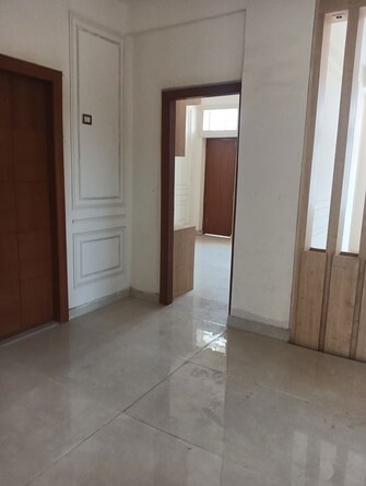 3 BHK + Pooja Room,Study Room,Store Room Villa For Rent in Gaur Chrysalis in Sector 22d Yamuna Expressway, Greater Noida