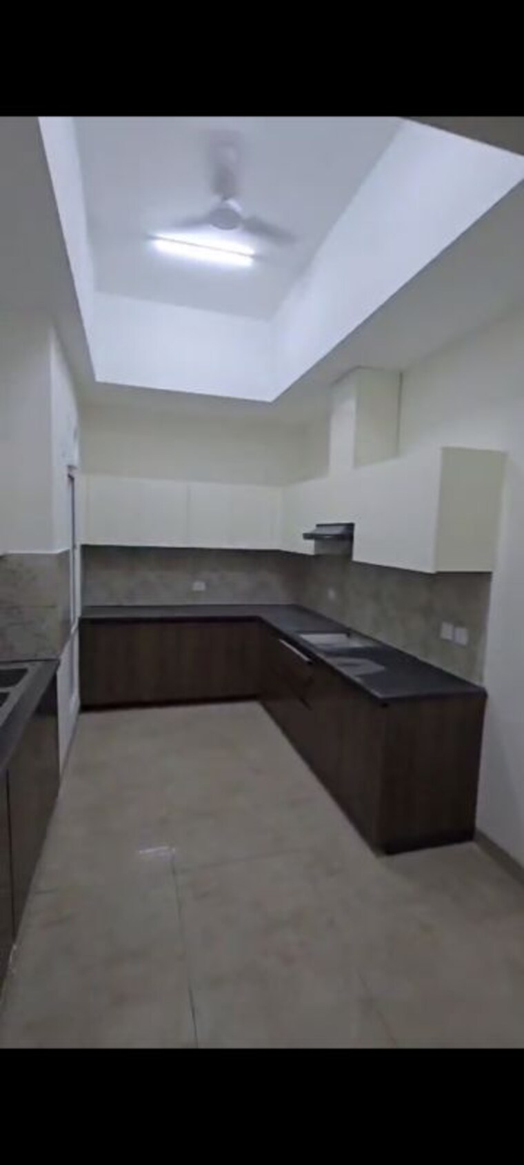 Kitchen, uchdpl-veridia-oakwood-enclave 4 Bedroom 2250 Sq.Ft. Apartment In Wave City Ghaziabad 10460100