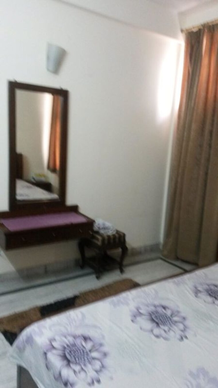 Living Room, nimbus-the-express-park-view-ii 3 Bedroom 1500 Sq.Ft. Builder Floor In Chi V Greater Noida Greater Noida 10460127