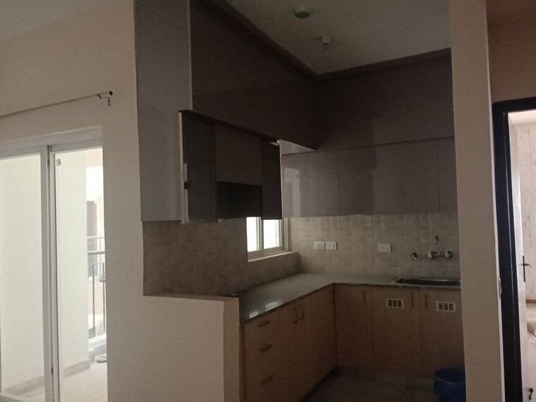 Kitchen, amrapali dream valley 2 Bedroom 805 Sq.Ft. Apartment In Amrapali Dream Valley Greater Noida 10460091