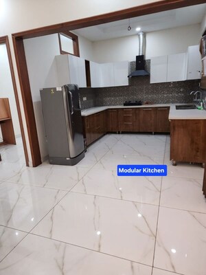 Team Area in 2.5 BHK Builder Floor at Aerocity – for Rent