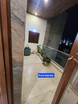 Furnished Amenities in 2.5 BHK Builder Floor at Aerocity – for Rent