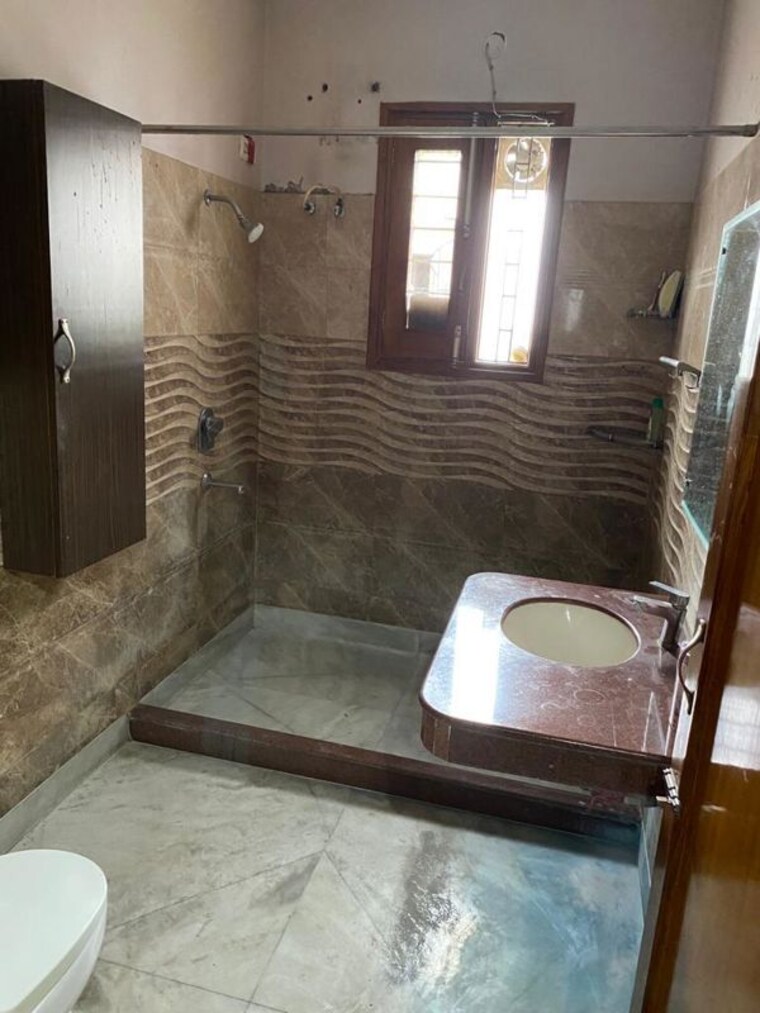 Bathroom, sas nagar 3 Bedroom 400 Sq.Ft. Independent House In Sas Nagar Mohali 10460121