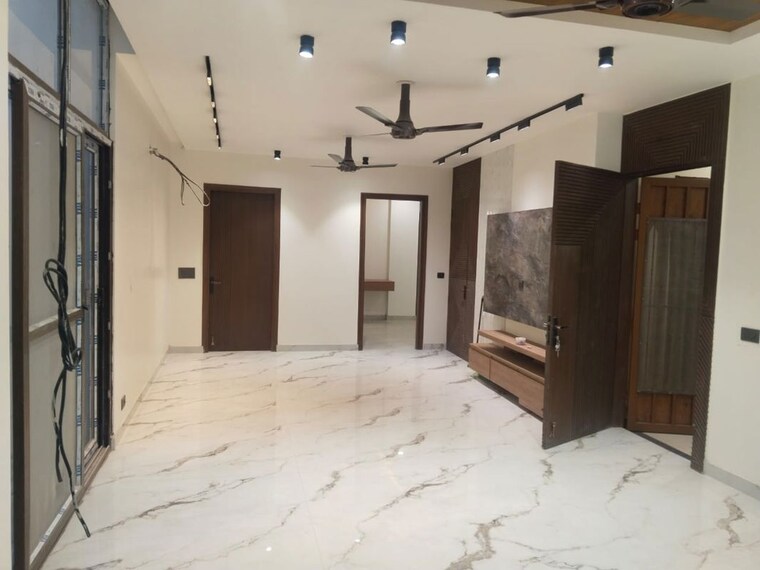 Room, hauz khas 1 Bedroom 500 Sq.Yd. Independent House In Hauz Khas Delhi 10460147