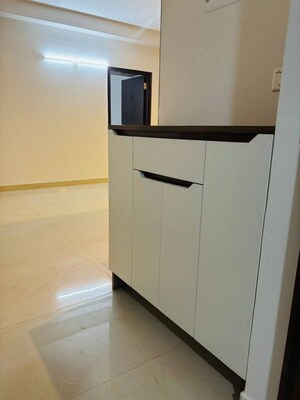 Room in 3 BHK Apartment at Hero Homes Gurgaon, Sector 104 – for Sale