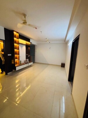 Room in 3 BHK Apartment at Hero Homes Gurgaon, Sector 104 – for Sale