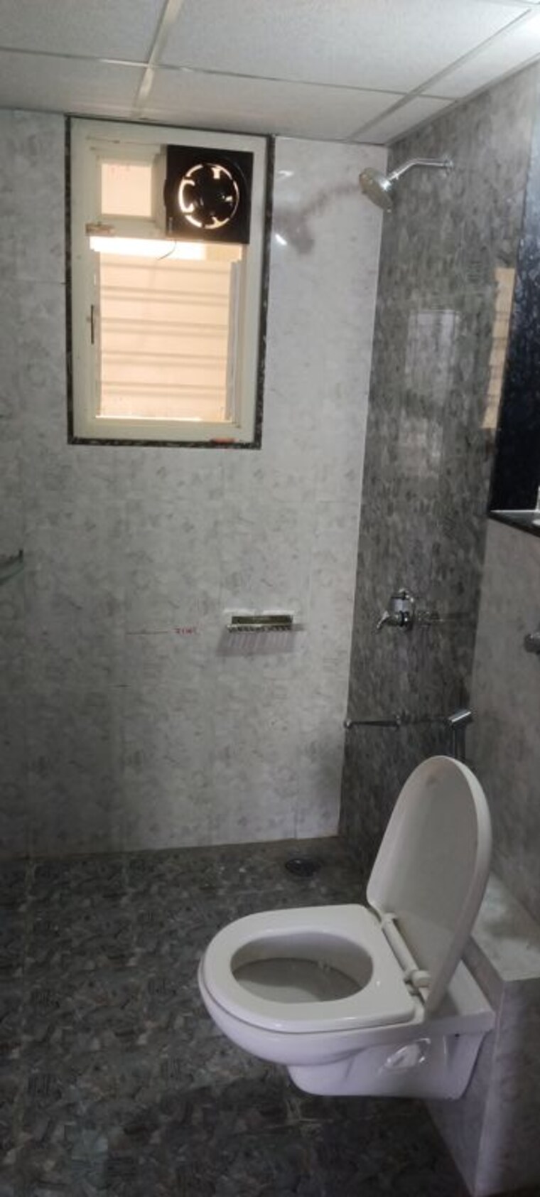 Bathroom, goel-ganga-altus 2.5 Bedroom 980 Sq.Ft. Apartment In Kharadi Pune 10459943