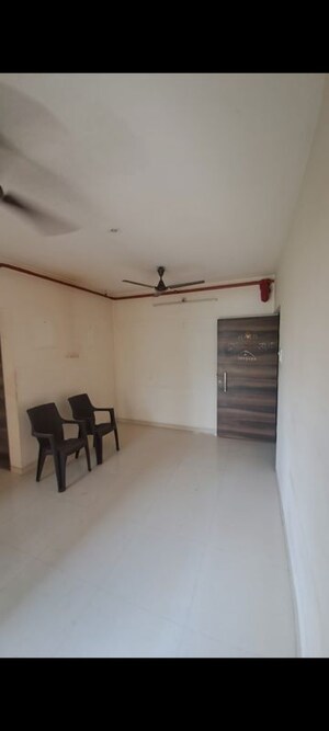 Room in 1 BHK Apartment at Metropolis Rivera, Kasarvadavali – for Rent