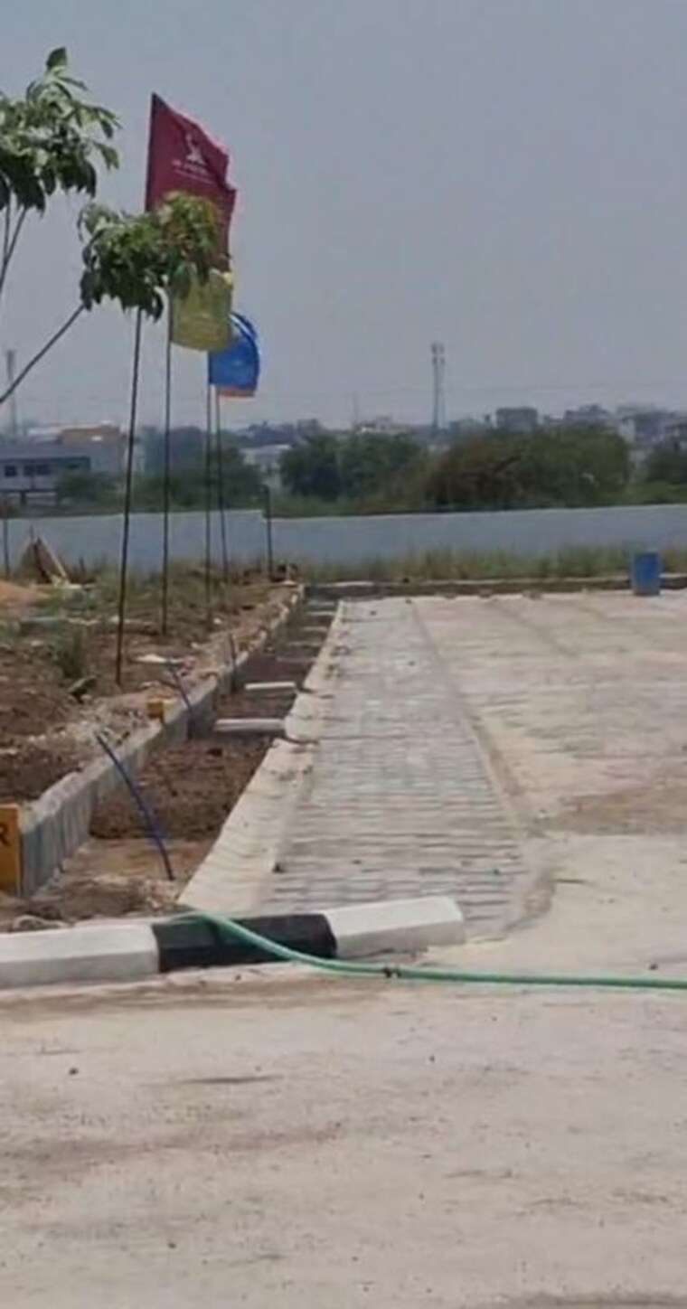 Nearby, nadergul  156 Sq.Yd. Plot In Nadergul Hyderabad 10440210