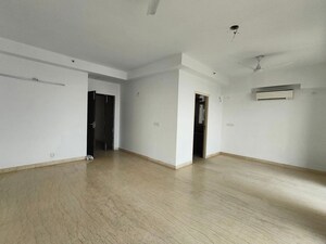 Room in 3 BHK Apartment at Hero Homes Gurgaon, Sector 104 – for Rent