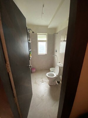 Bathroom in 2 BHK Apartment at BPTP Discovery Park, Sector 80 – for Sale