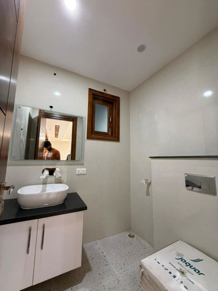 Kitchen, mewala maharajpur 4 Bedroom 510 Sq.Yd. Builder Floor In Mewala Maharajpur Faridabad 10460200