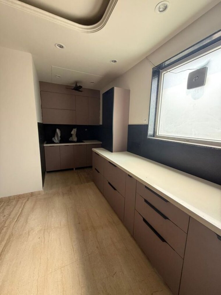 Kitchen, sector 21c 4 Bedroom 350 Sq.Yd. Builder Floor In Sector 21c Faridabad 10460243