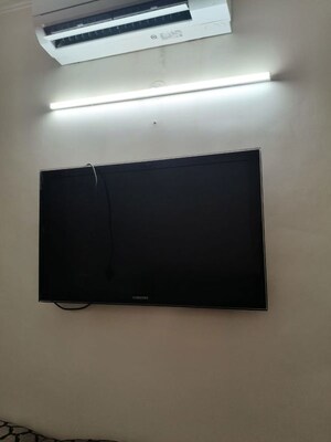 Furnished Amenities in 4 BHK Builder Floor at Ansal Sushant Lok I, Sector 43 – for Rent