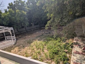 Plot Area in 4 BHK Builder Floor at Ansal Sushant Lok I, Sector 43 – for Rent