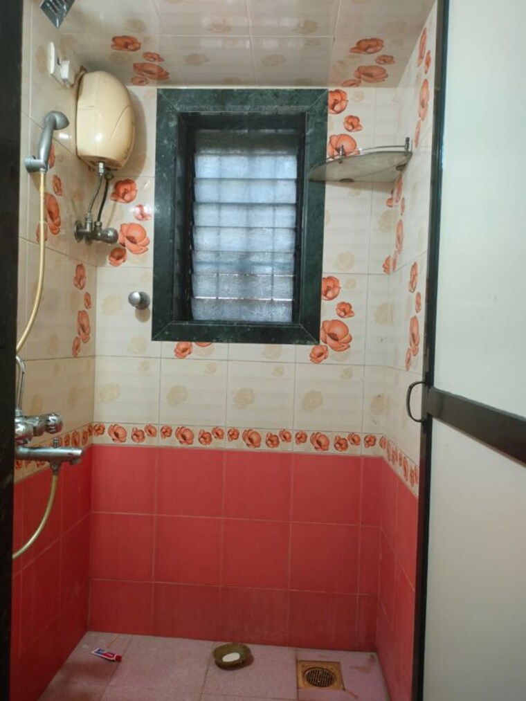 Bathroom, brindaban-mathura-chs 1 Bedroom 545 Sq.Ft. Apartment In Vrindavan Society Thane 10460228