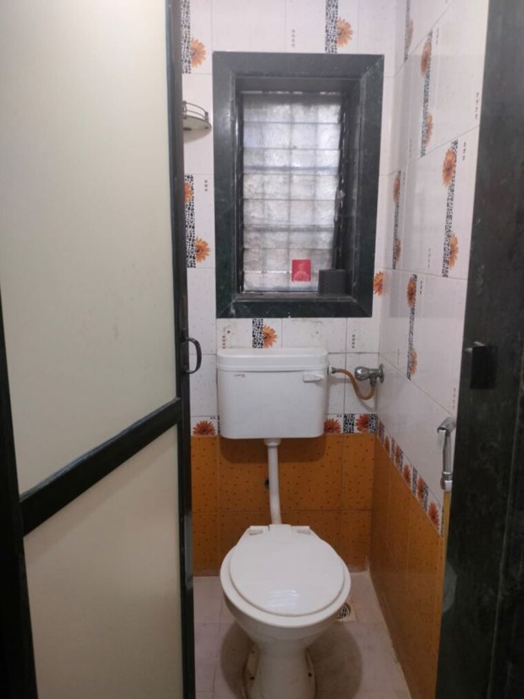 Bathroom, brindaban-mathura-chs 1 Bedroom 545 Sq.Ft. Apartment In Vrindavan Society Thane 10460228
