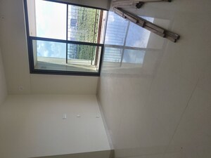 Room in 2 BHK Apartment at Kalpataru Srishti Namaah, Mira Road – for Rent