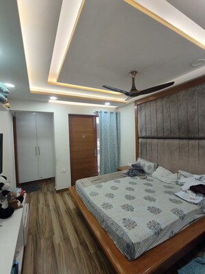 3.5 BHK Apartment For Sale in Sector 16 A
