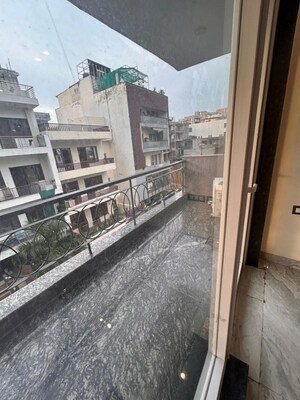Balcony in 4 BHK Builder Floor at Gupta Awas, Sector 43 – for Rent
