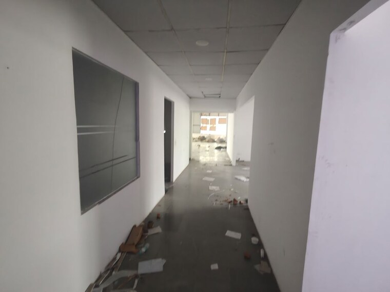 undefined, sector 63 Commercial Warehouse 5000 Sq.Ft. In Sector 63 Noida 10460305
