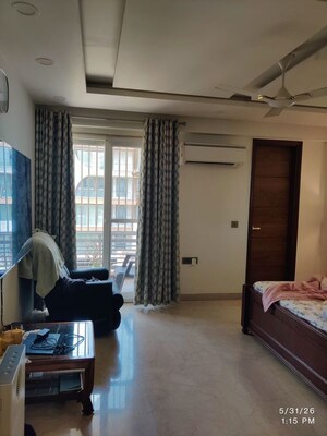 Bedroom in 3 BHK Builder Floor at South City 1 – for Rent