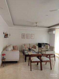 3 BHK + Pooja Room Builder Floor For Rent in South City 1